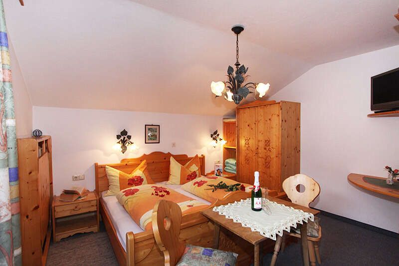 Ferienwohnung mit Schlafzimmer im Schmiederer Hof Walchsee